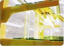 illuminazione sotto mensola vetrina pasticceria