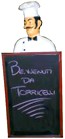 chef con lavagna per trattoria ristorante