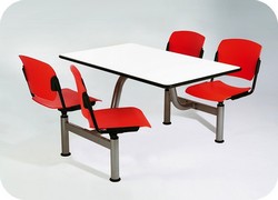 tavolo mensa 4 posti con sedie girevoli AT4DATA1002S470