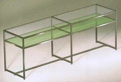 tavolo espositore in acciaio inox e vetro 242 x 62