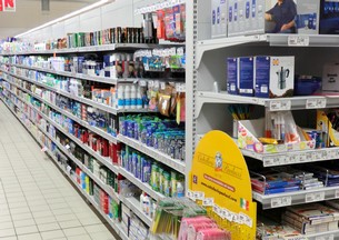 scaffali per centri commerciali settore cura corpo