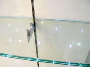 mensole vetro con illuminazione a LED incorporata