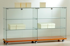 espositore vetrina con ruote e piani 157 x 40 x 90 AT16-90