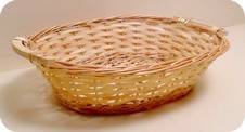 ceste in vimini ovali per confezioni alimentari regali natale con manici legno AT18681