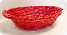 cesti ovali in vimini colore rosso con maniglie in legno per pacchi natalizi AT1857R