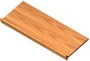 piano in legno inclinato con mensole