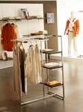 strutture metalliche per arredamento negozio abbigliamento