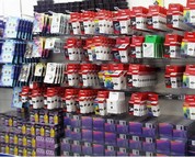 scaffalatura per cartoleria con ganci blister