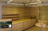 arredamento per negozio tabaccheria
