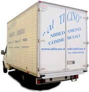 furgone arredamenti  al Ticino Pavia