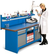 banco lavoro laboratorio cm 200 con mensole e antine con cassetti 18